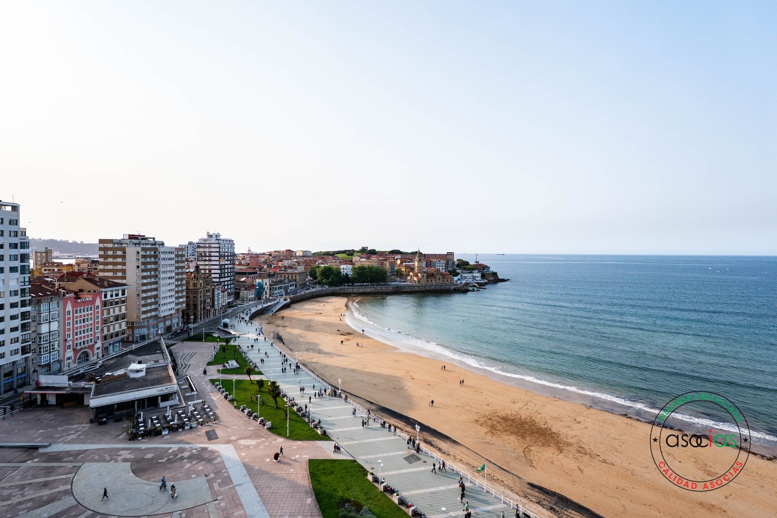 Vista exterior de Pis en venda en Gijón  amb Calefacció i Parquet