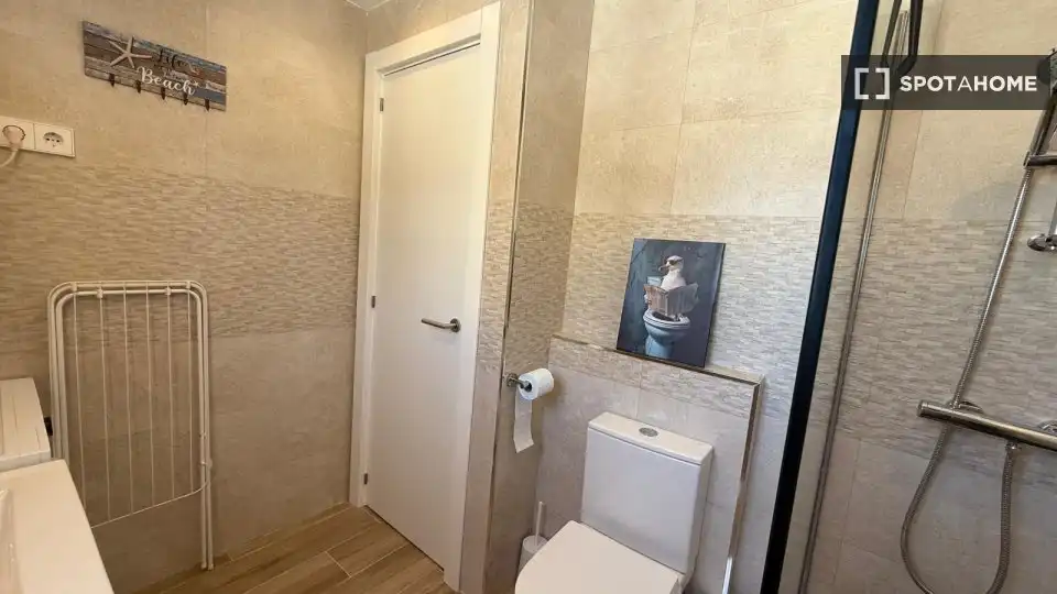 Bany de Apartament per a compartir en La Manga del Mar Menor amb Aire condicionat, Terrassa i Moblat