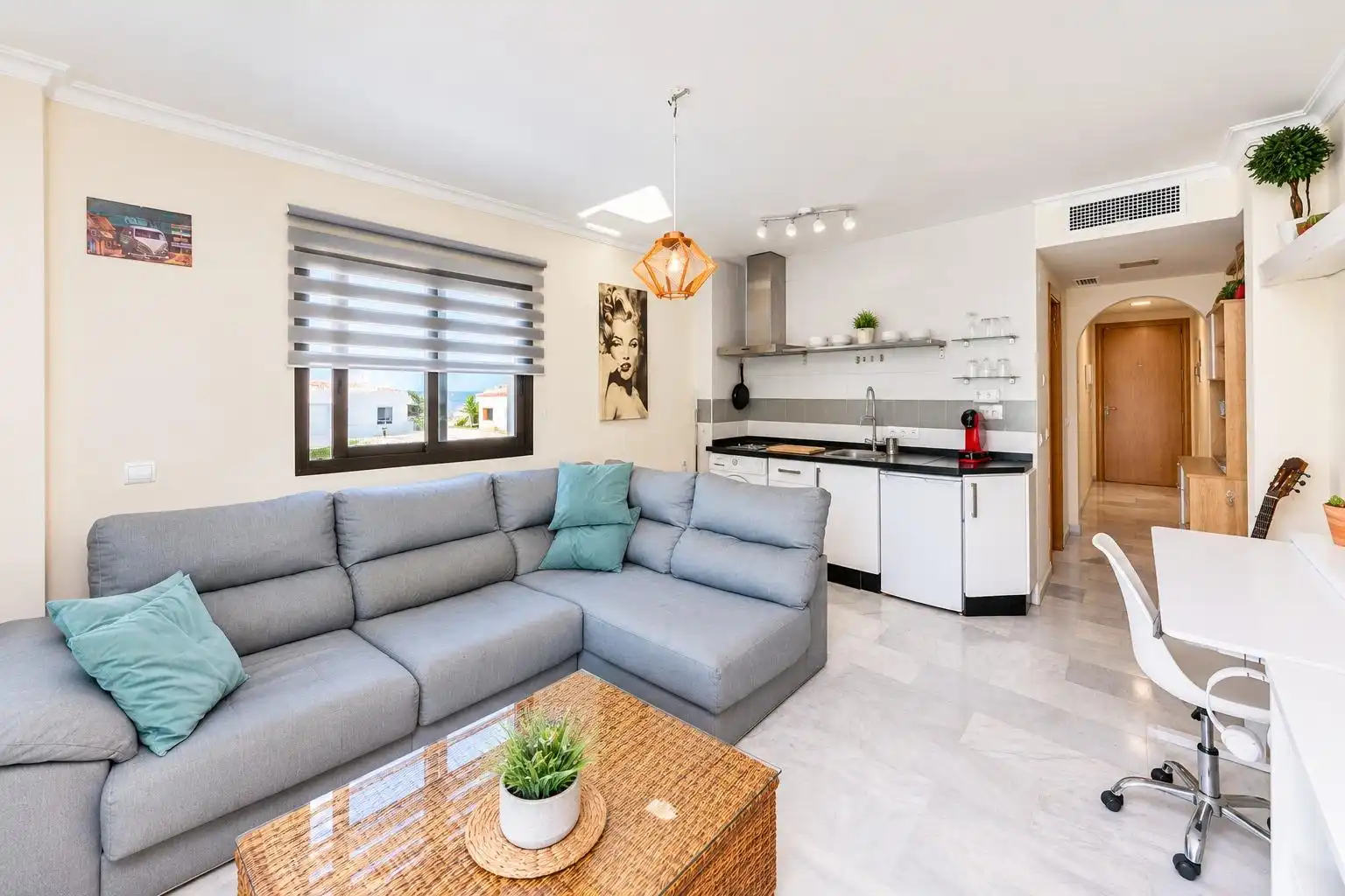 Apartament amb terrassa en venda a Calle EBANO