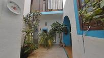 Vista exterior de Casa o xalet en venda en  Córdoba Capital amb Terrassa i Balcó