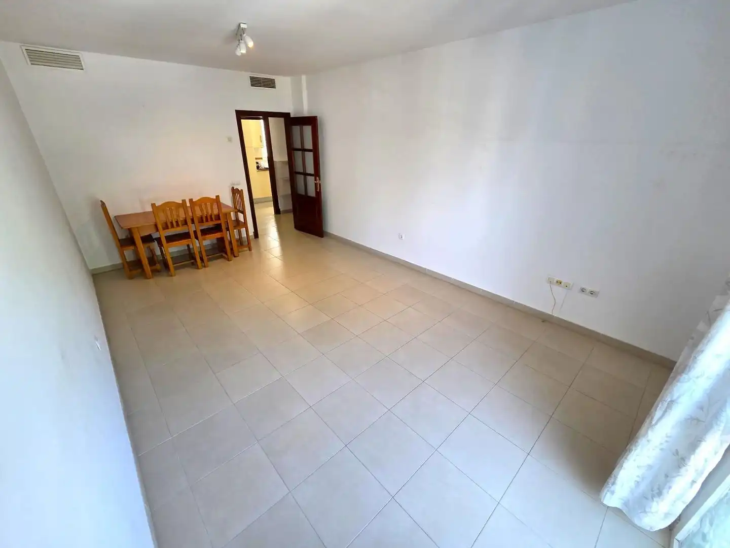 Flat with lift for sale in Núcleo urbano, imagen 2