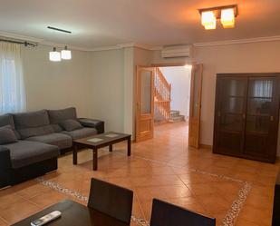 House or chalet to rent in Puertollano  with Air Conditioner, Heating and Terrace