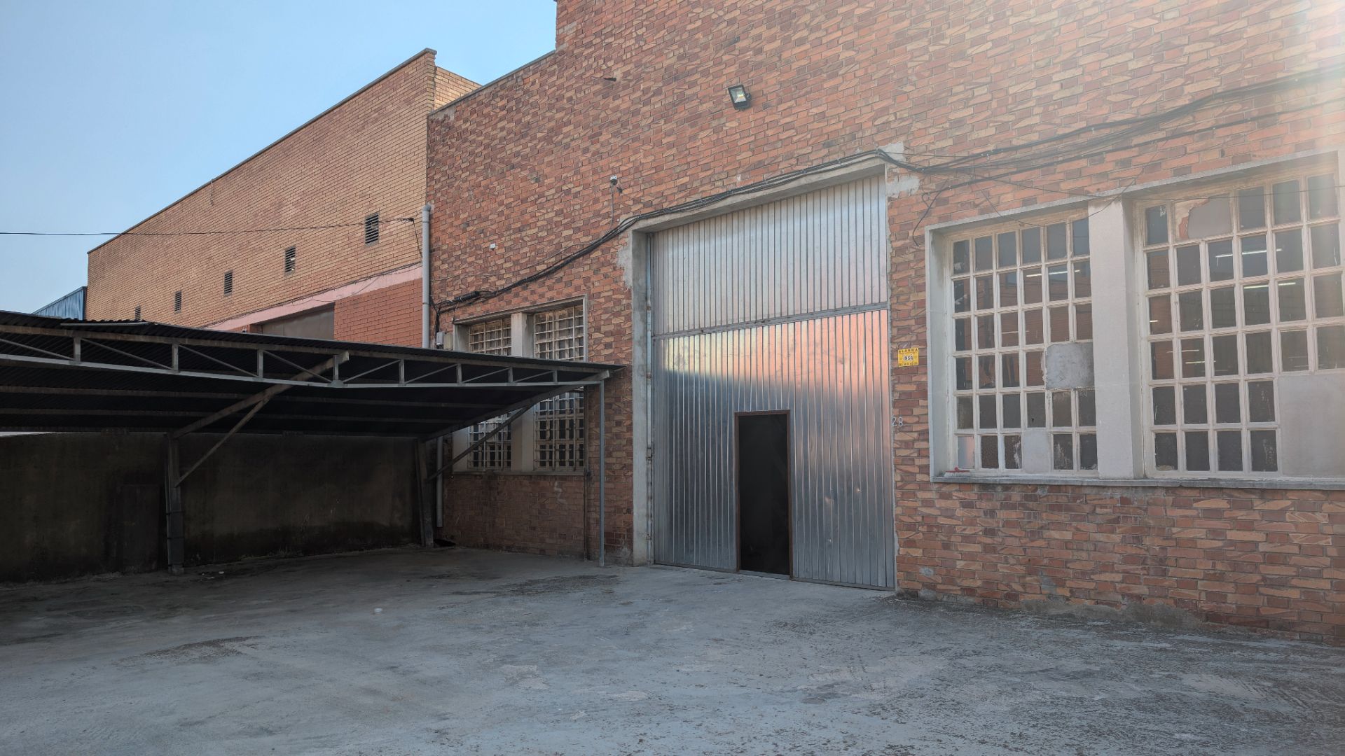 Exterior view of Industrial buildings to rent in La Llagosta