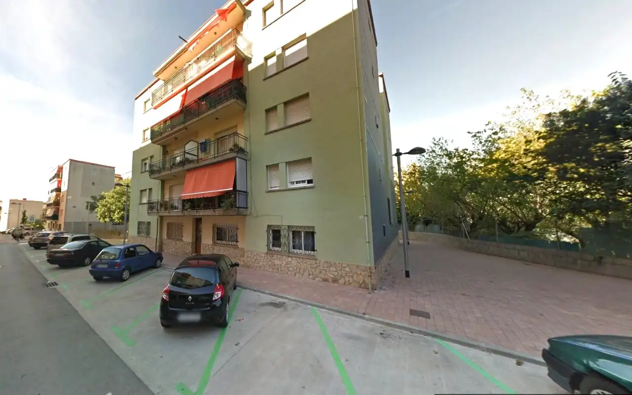 Flat for sale in Carrer de Santiago Rusiñol, imagen 2