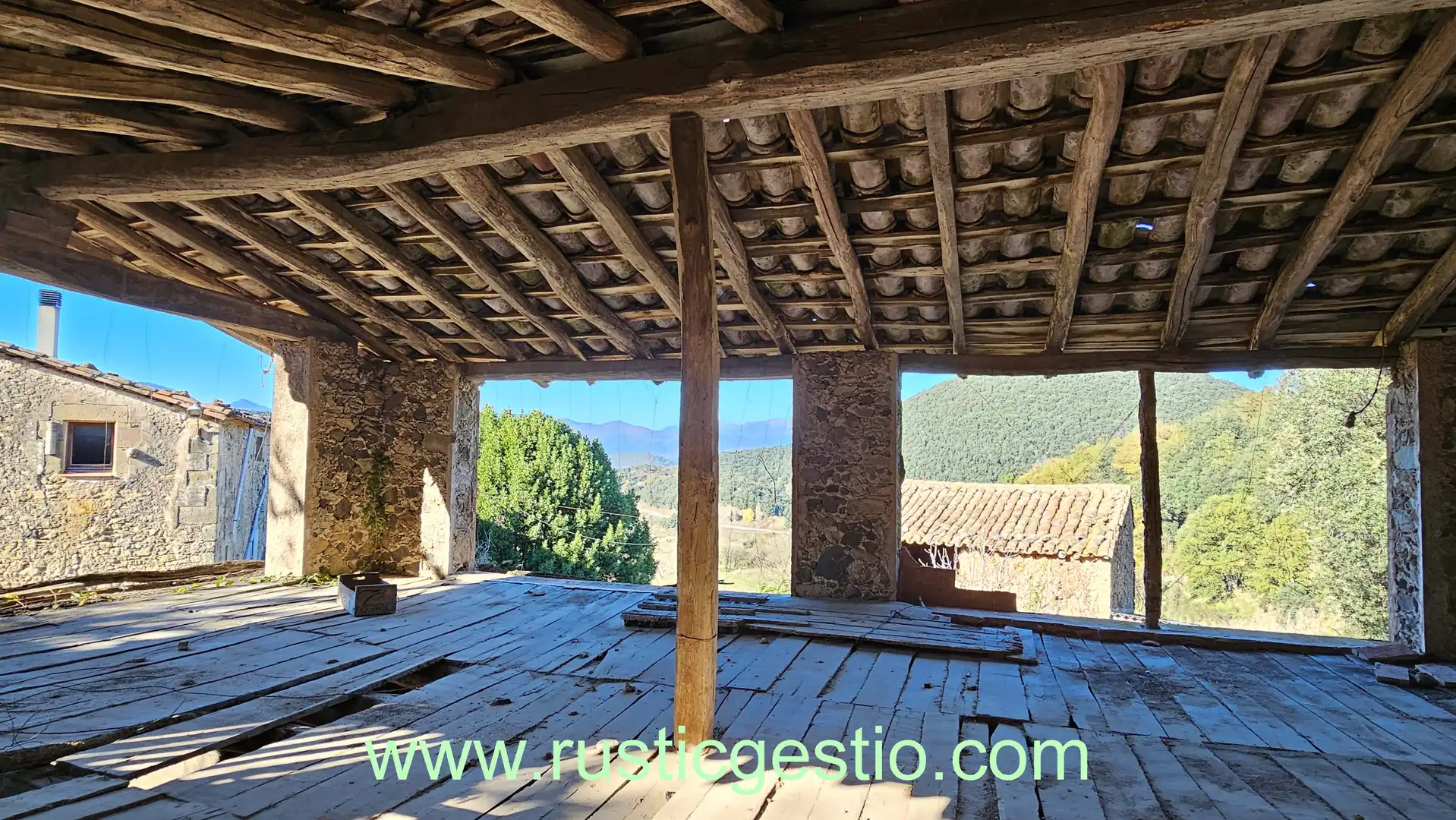 Finca rústica en venda en Santa Pau amb Jardí privat, Terrassa i Balcó