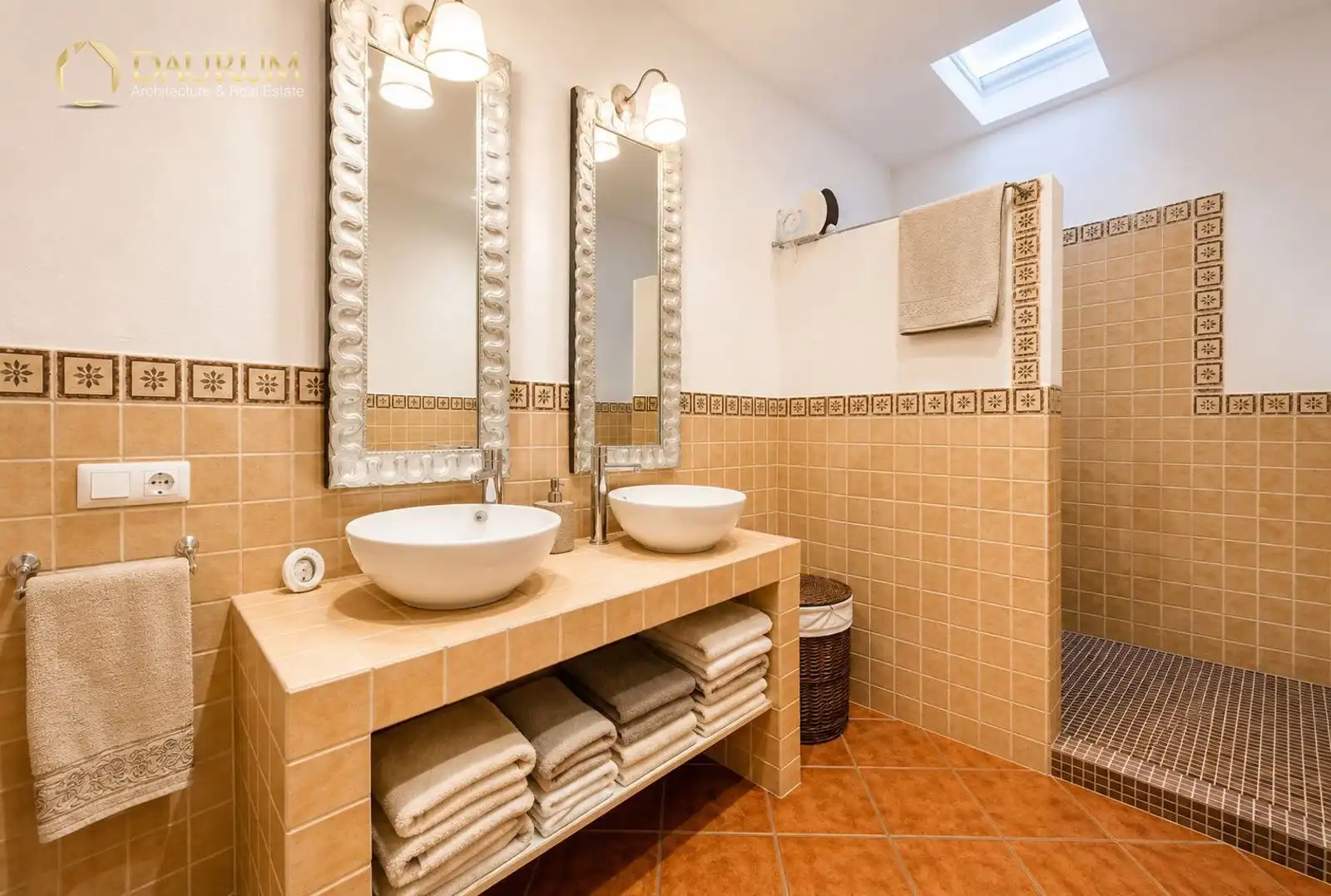 Bathroom of Houses for sale in La Rinconada  with Air Conditioner, Terrace and Storage room