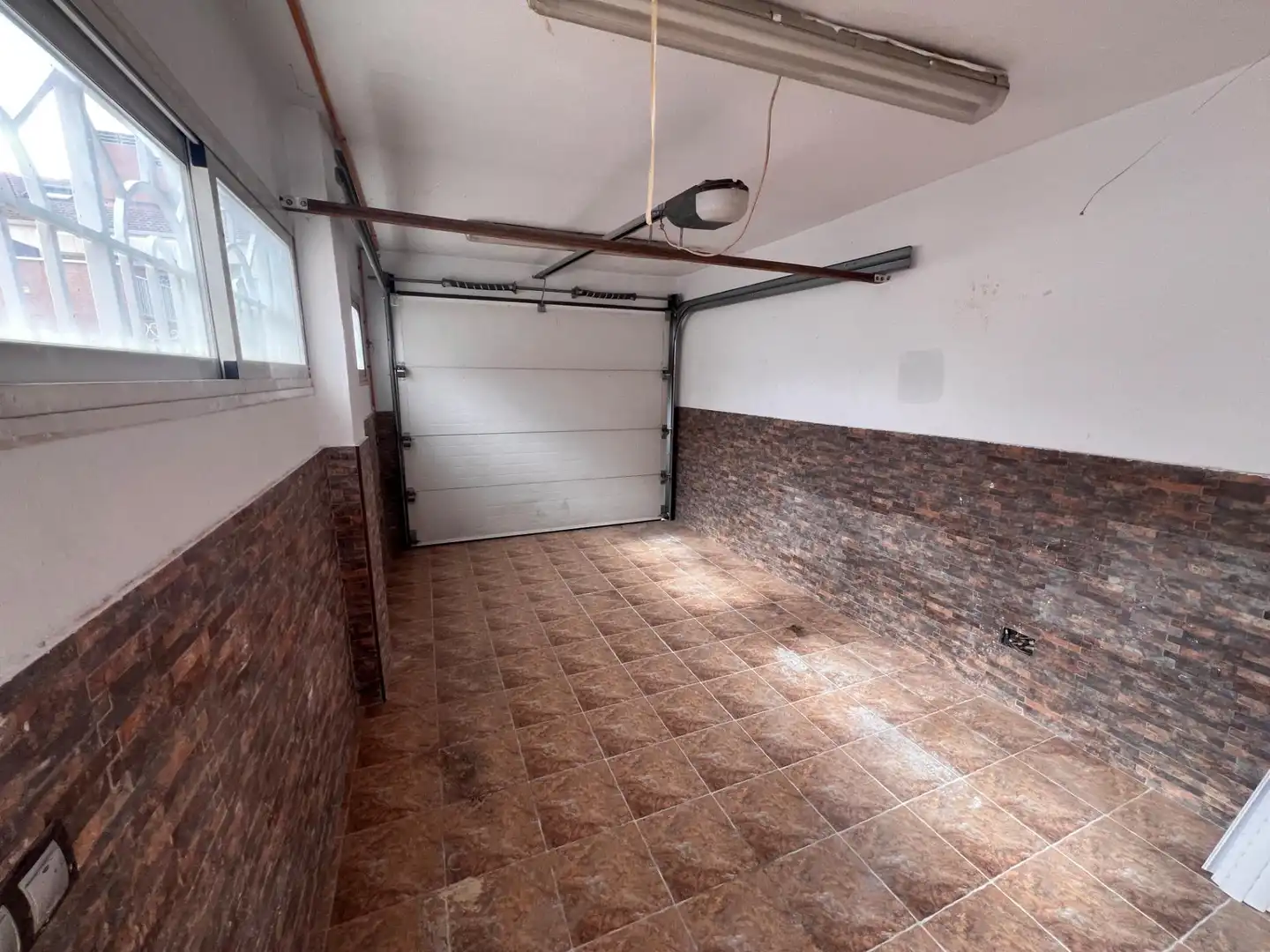 Casa adosada en venta en Parla