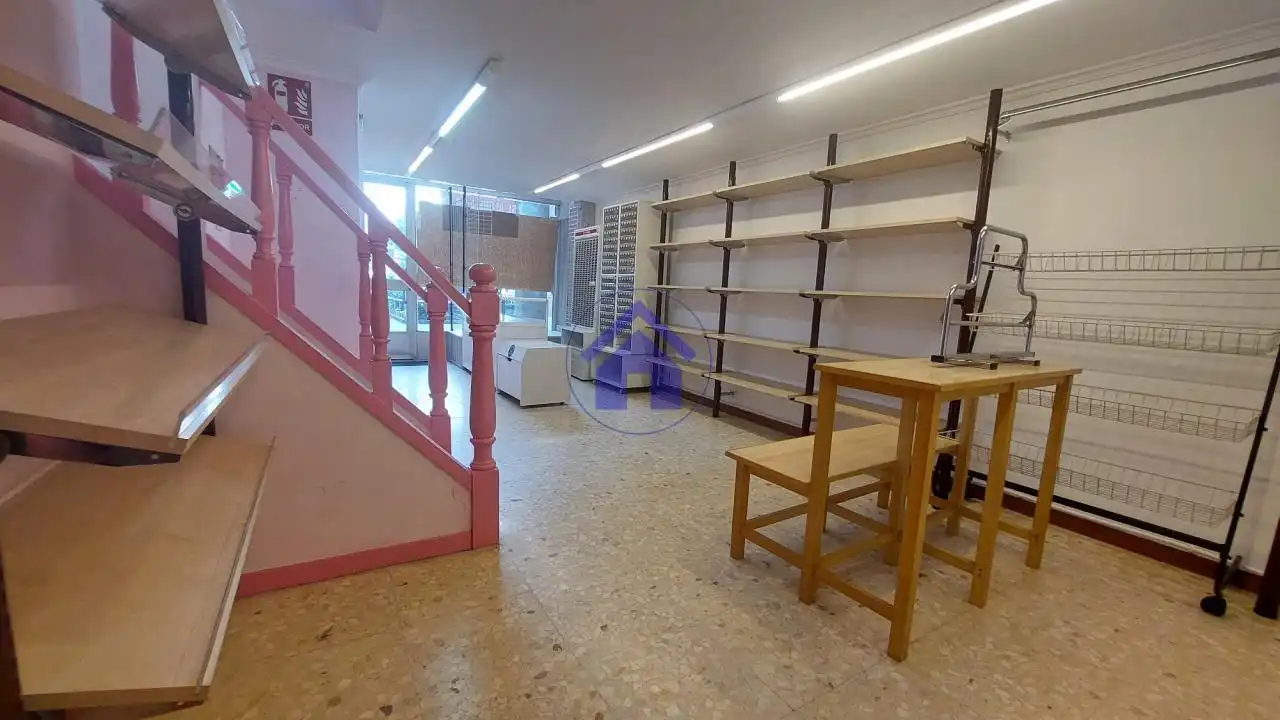 Geschaftsraum zur Miete in Vigo 