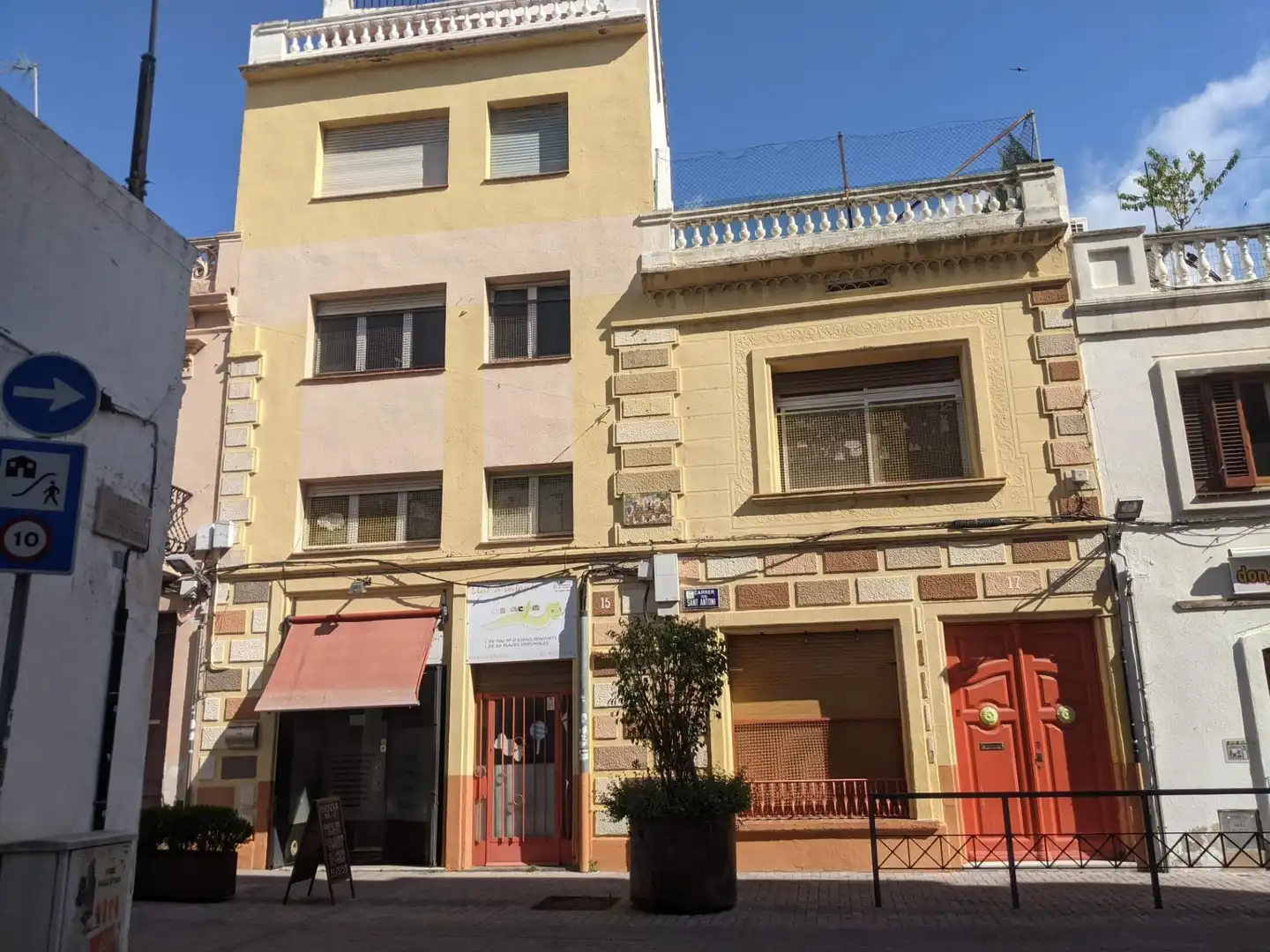 Exterior view of Houses for sale in Premià de Mar  with Private garden and Terrace