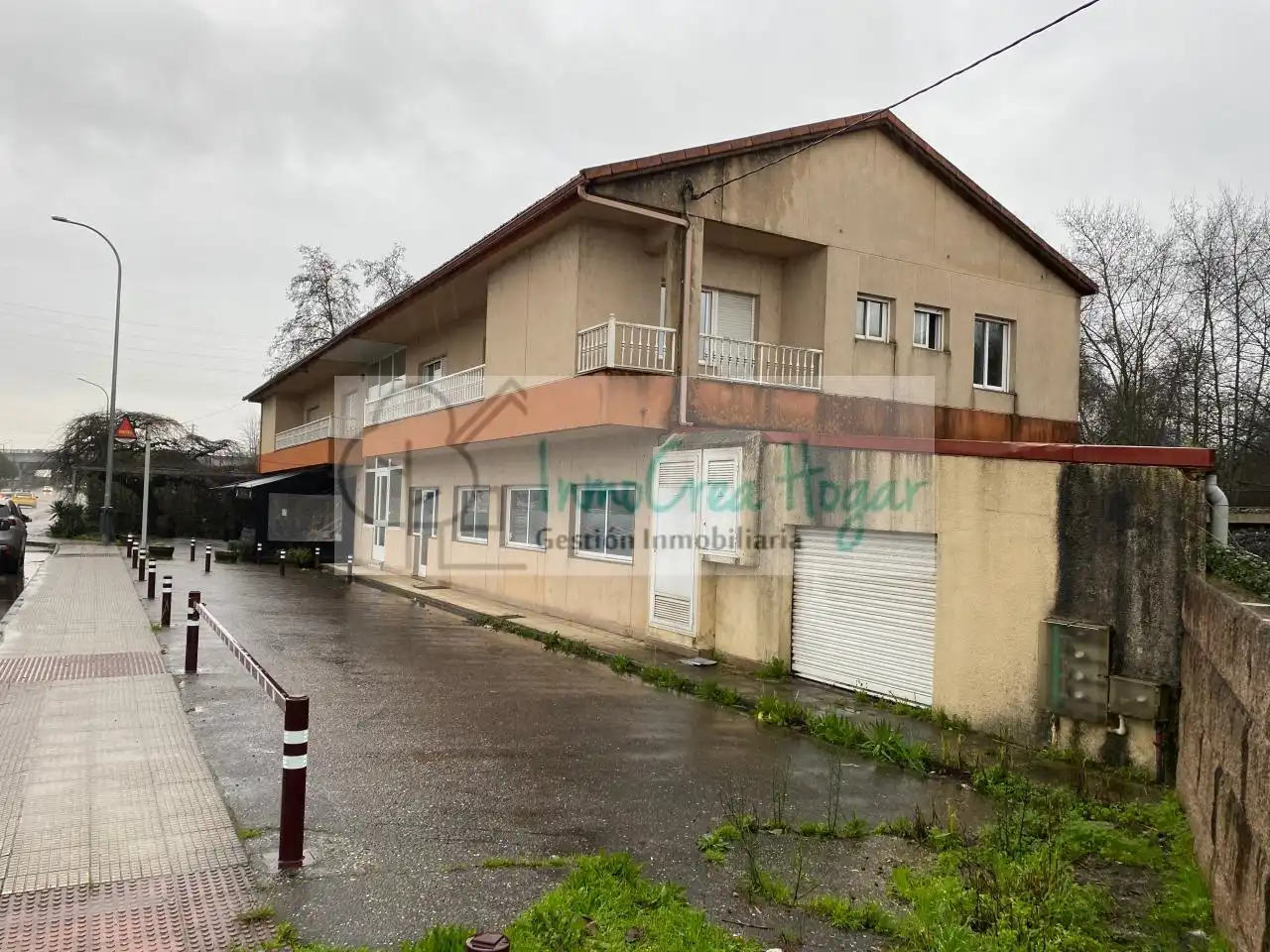 Local comercial en venta en O Porriño