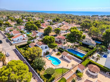Villa mit Balkon zum Verkauf in Carrer Castella