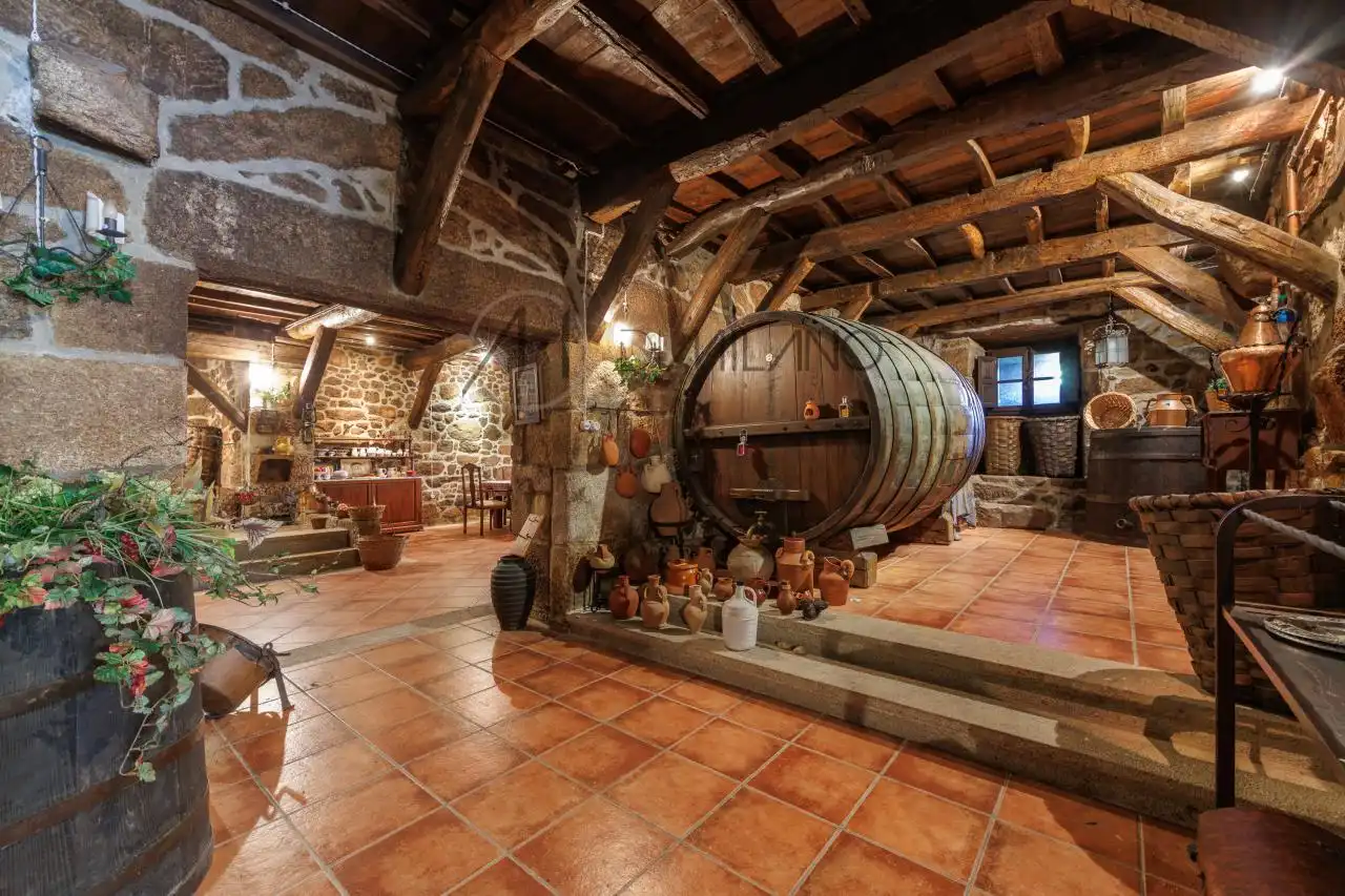 Finca rústica en venta en Verín con Calefacción, Jardín privado y Parquet
