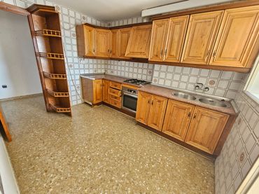 Appartement avec balcon à vendre à Calle Pintor Juan Ruiz
