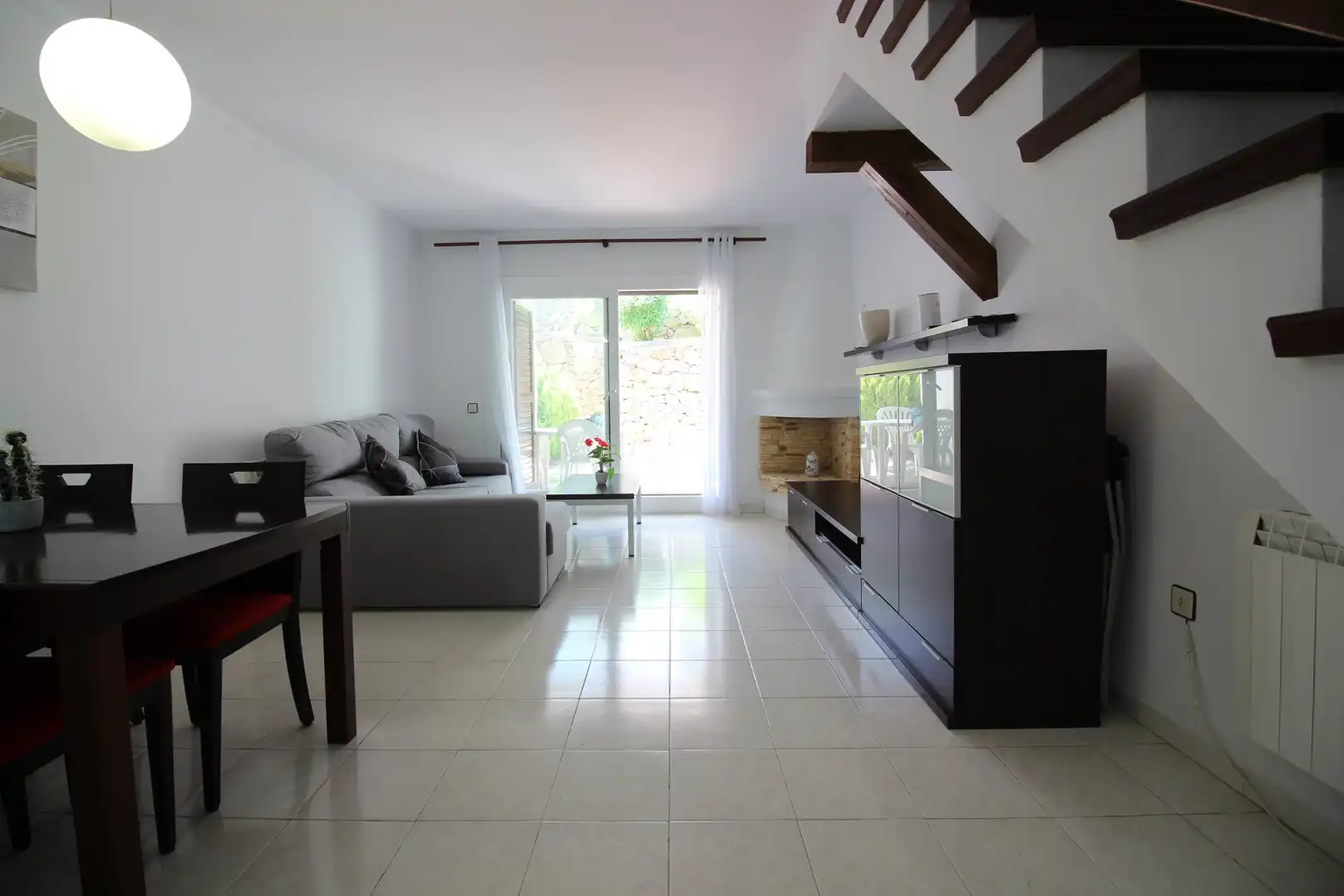 Sala d'estar de Casa o xalet en venda en Roses amb Terrassa, Traster i Piscina