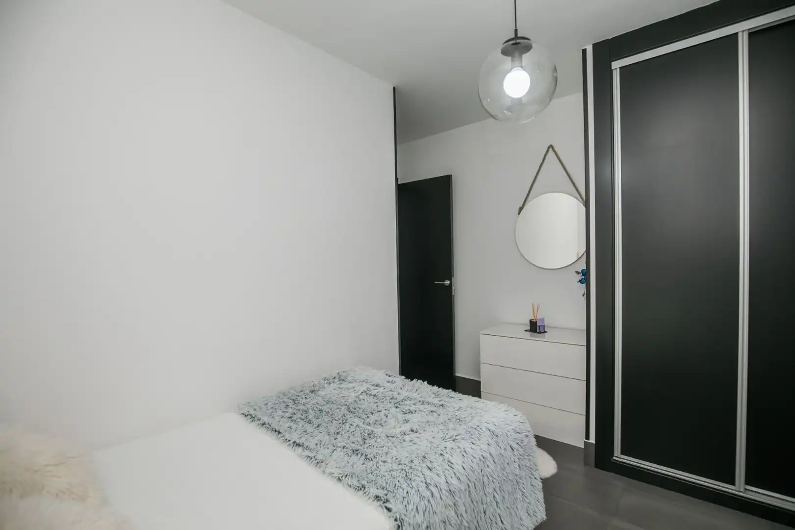 Bedroom of Flat for sale in Ávila  with Heating, Terrace and Storage room