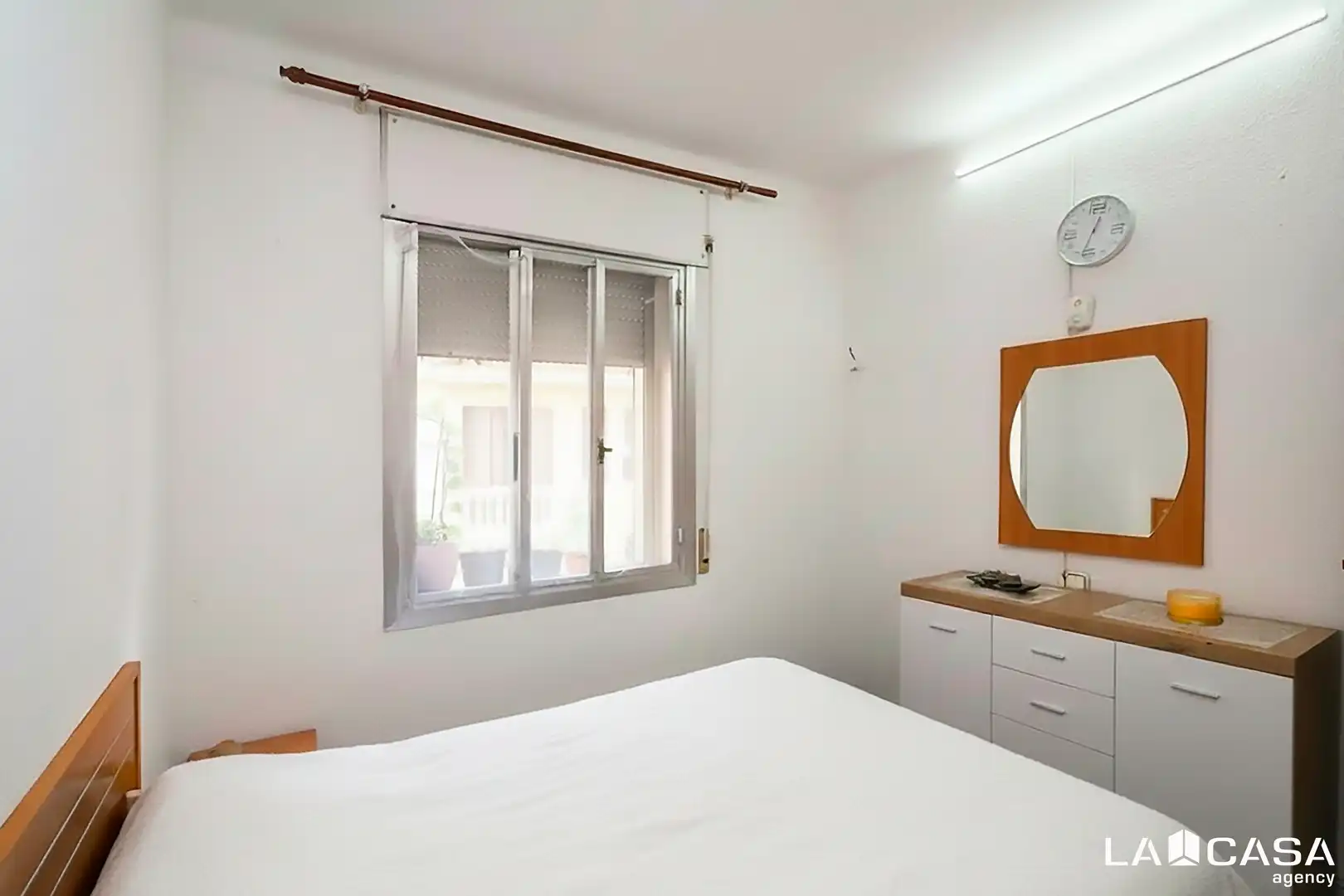 Habitación de Piso en venta en Barcelona con Calefacción y Balcón