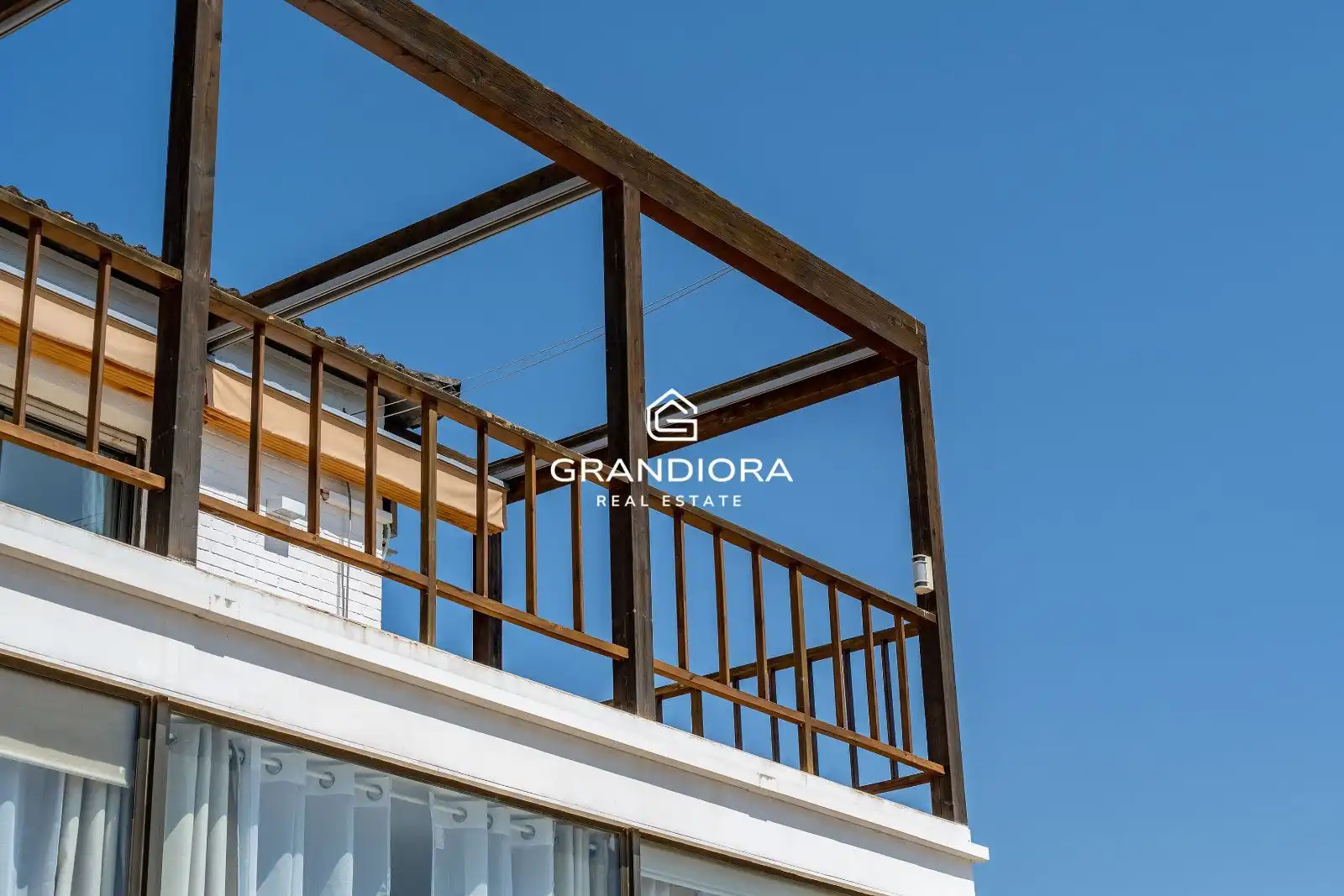 Terrassa de Casa o xalet de lloguer en Caldes d'Estrac amb Piscina i Moblat
