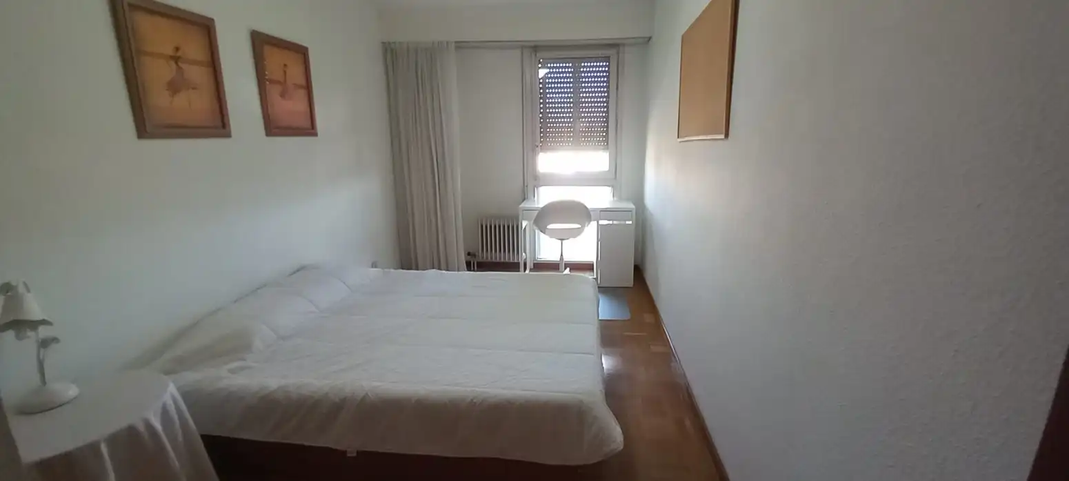 Bedroom of Flat for rent in  Pamplona / Iruña  with Heating, Parquet flooring and Terrace