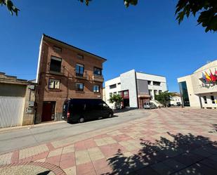 Vista exterior de Casa adosada en venda en Sartaguda amb Calefacció, Terrassa i Traster