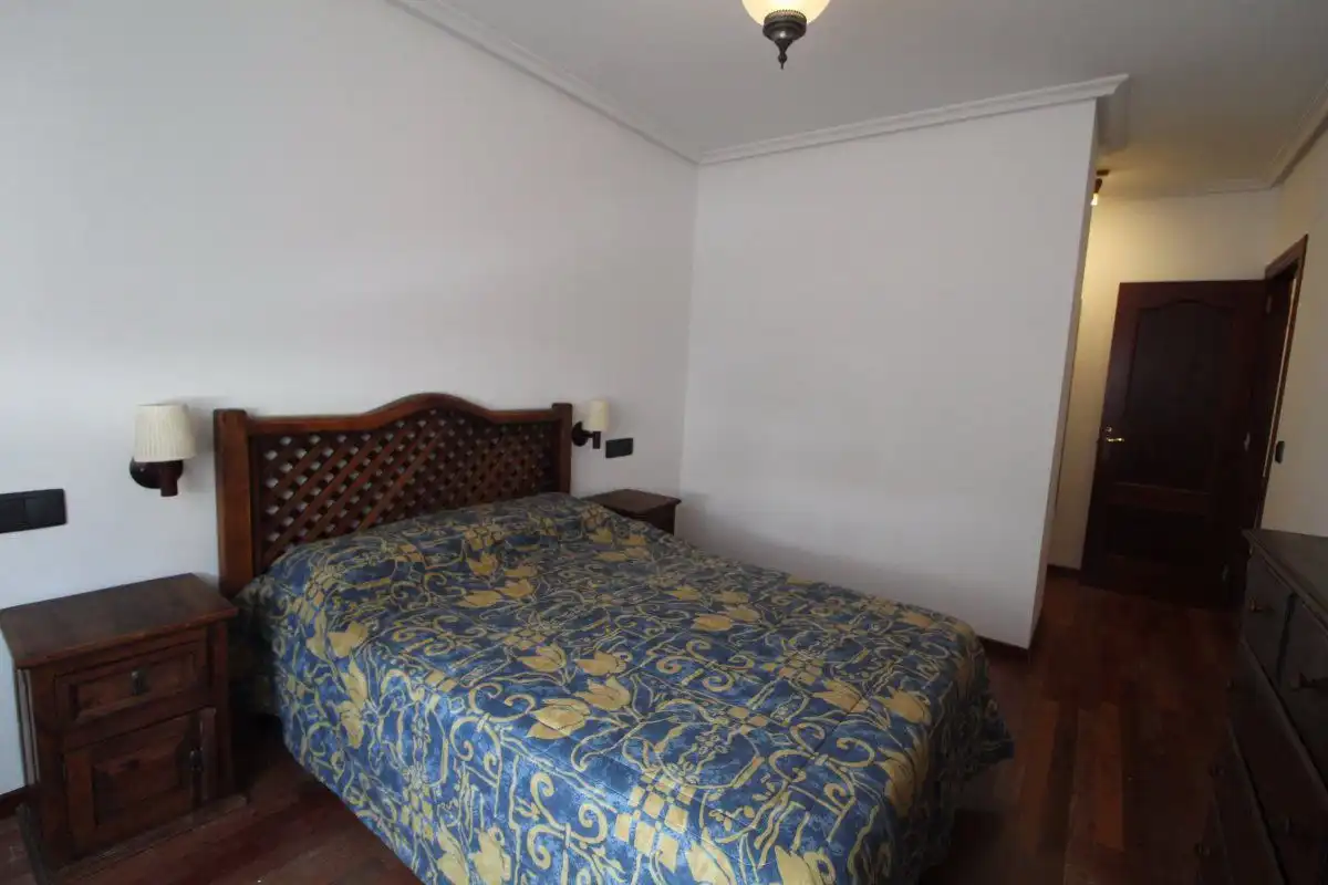 Wohnung zur Miete in MARQUES DE PIDAL, Parque San Francisco - Uría