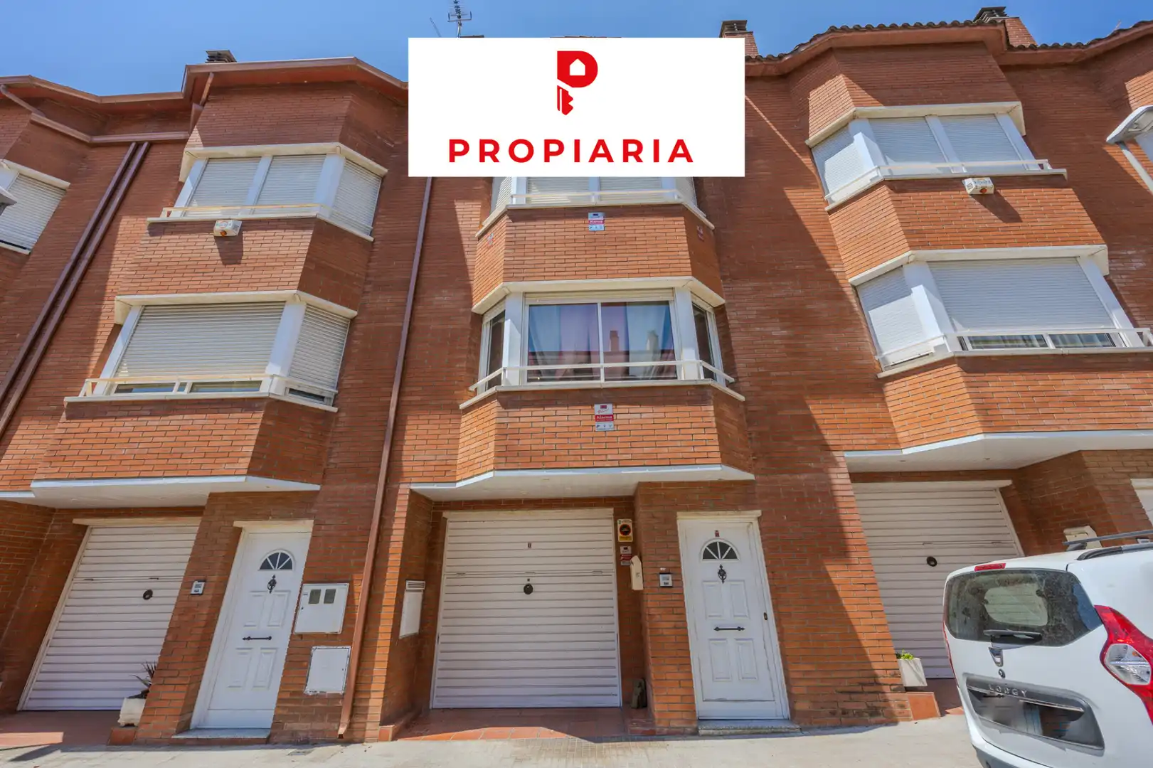 Vista exterior de Casa adosada en venta en Sant Vicenç Dels Horts con Aire acondicionado, Calefacción y Terraza
