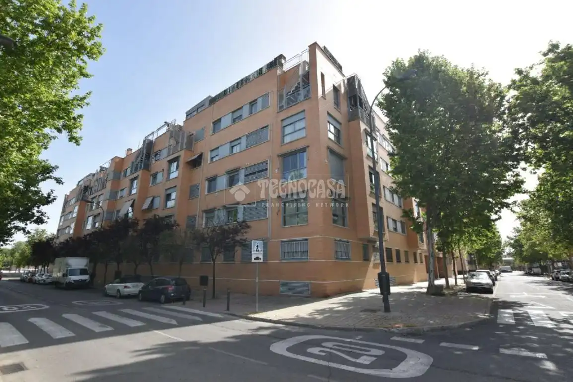 Exterior view of Flat for sale in Getafe  with Air Conditioner, Heating and Parquet flooring