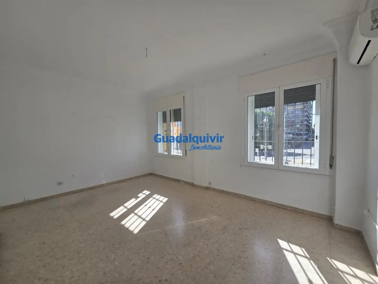 Flat with lift to rent in EDUARDO DATO, imagen 22