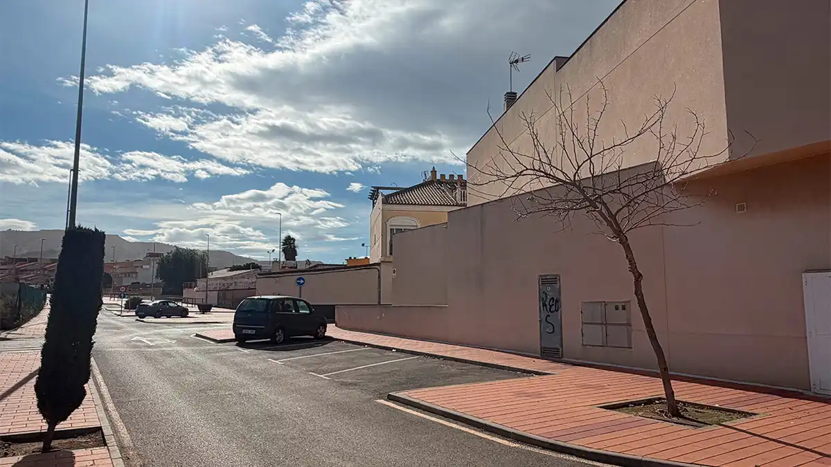 Vista exterior de Piso en venta en La Unión