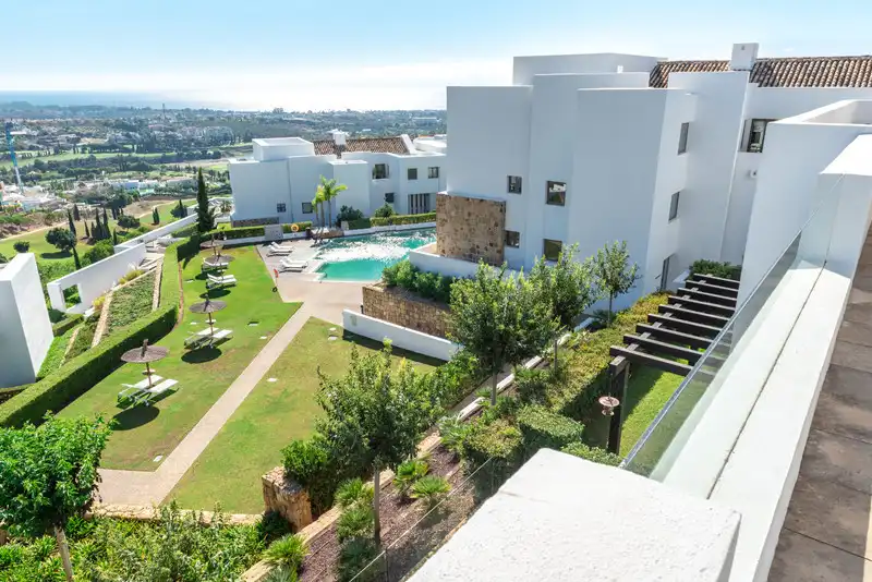 Penthouse with pool for sale in Los Flamingos