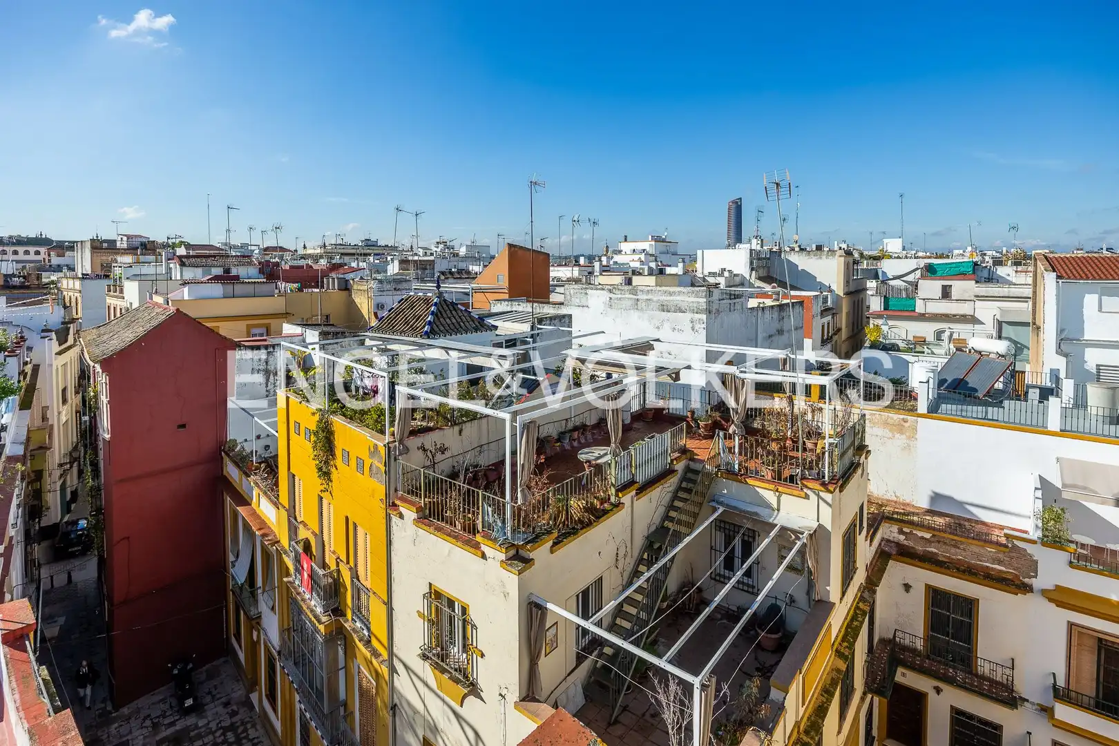 Exterior view of Houses for sale in Sevilla  with Air Conditioner, Heating and Storage room