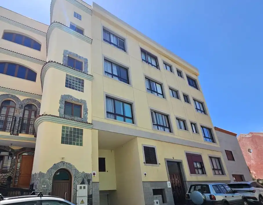 Vista exterior de Pis en venda en Santa Lucía de Tirajana