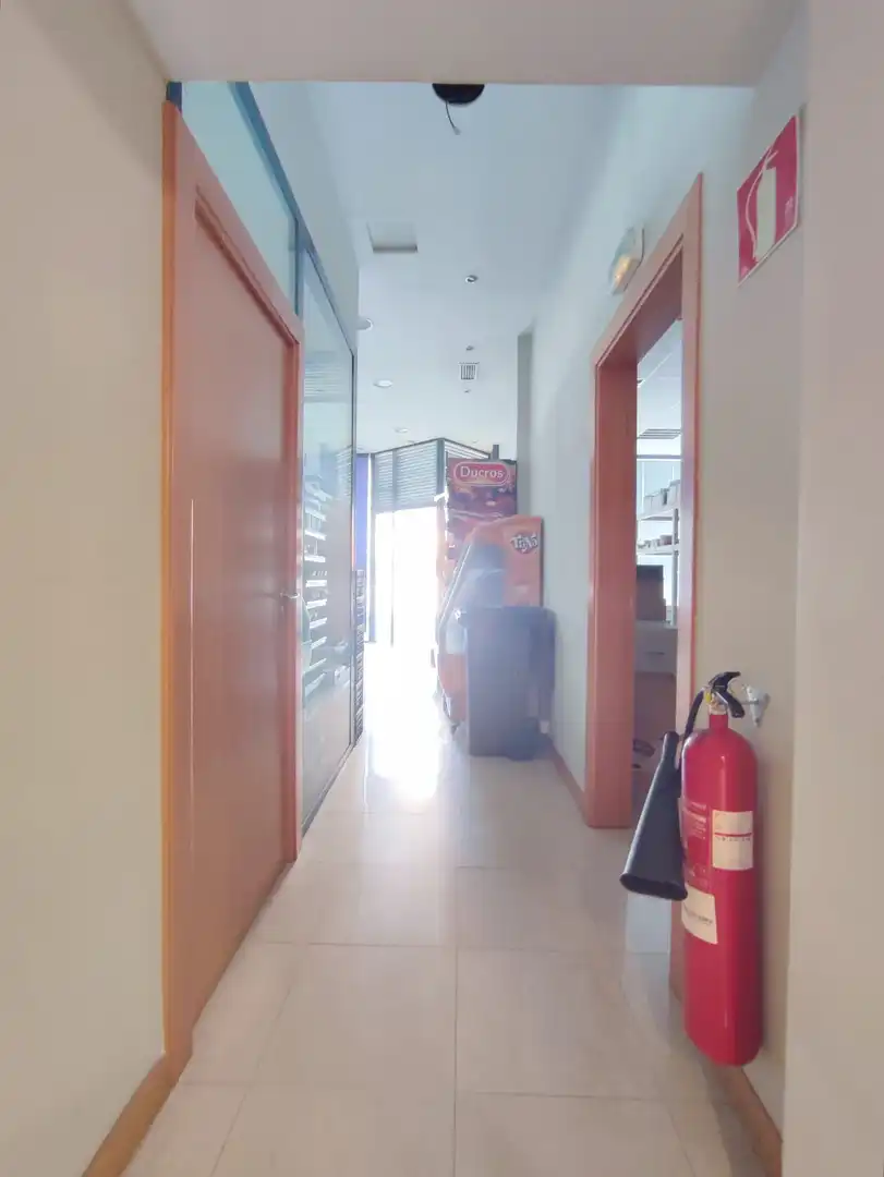 Local en venta en  Pamplona / Iruña con Aire acondicionado