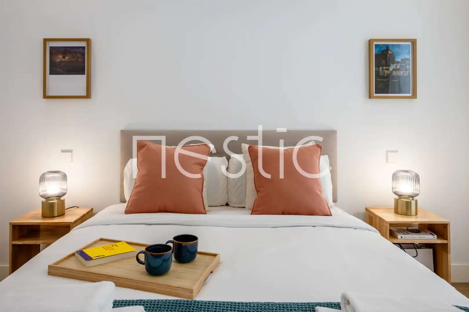 Habitación de Apartamento de alquiler en Madrid con Aire acondicionado, Calefacción y Amueblado