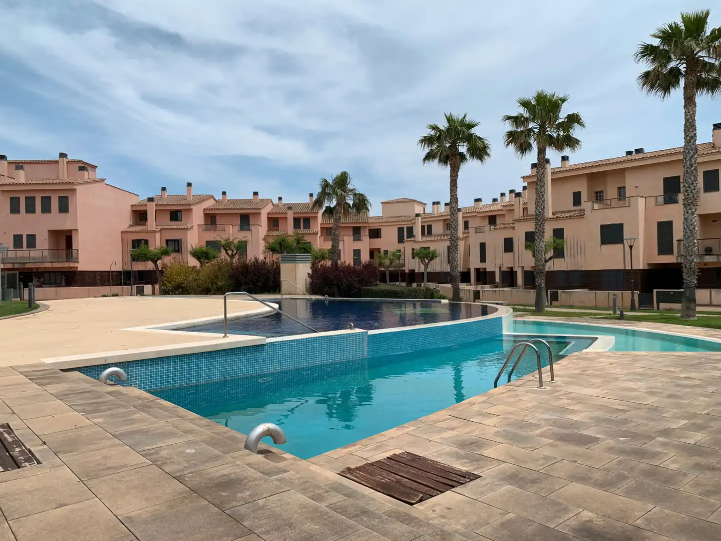 Piscina de Casa adosada en venta en Reus con Aire acondicionado, Calefacción y Jardín privado