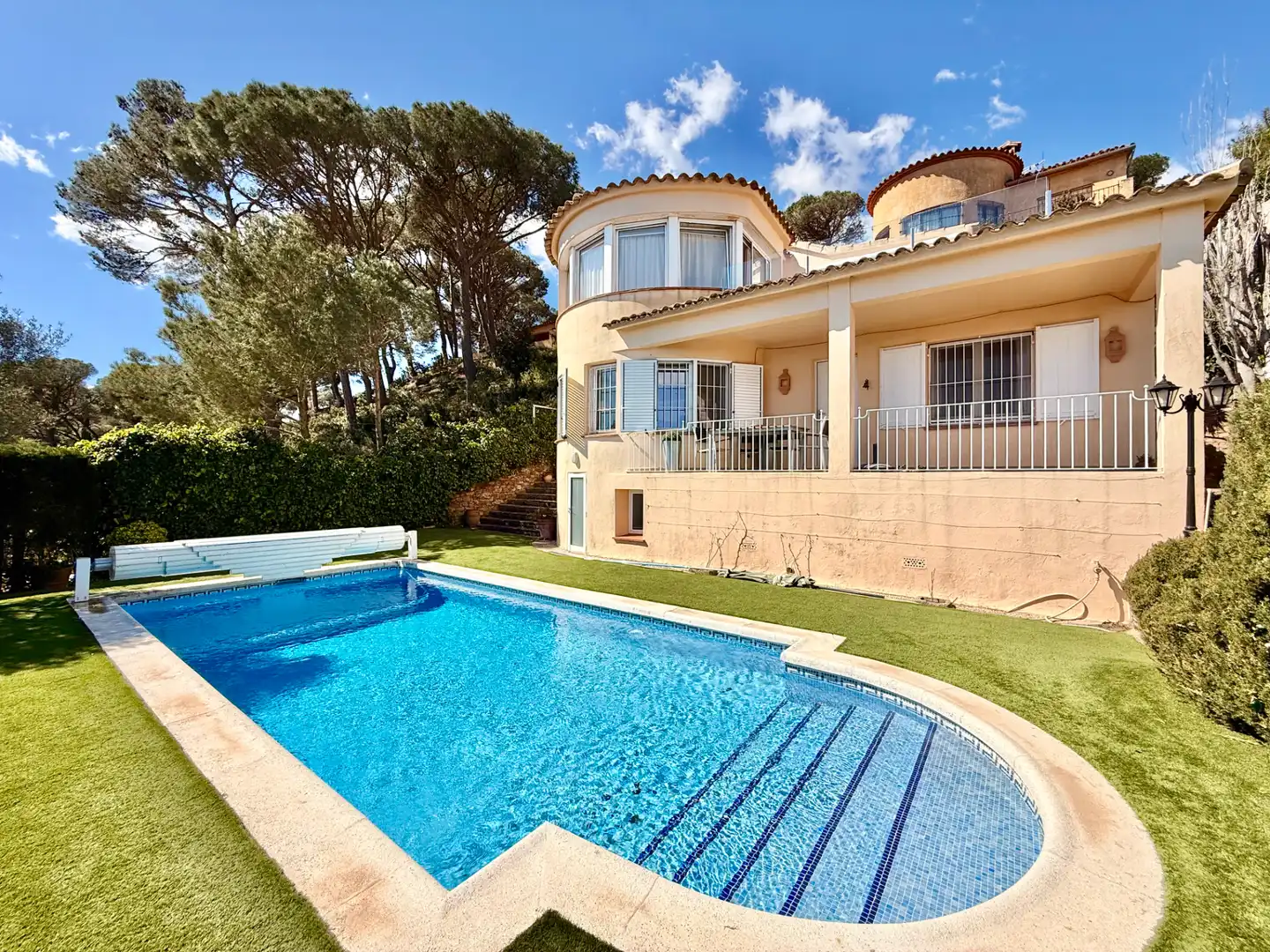 Maison avec piscine à vendre à Carrer Pau Casals