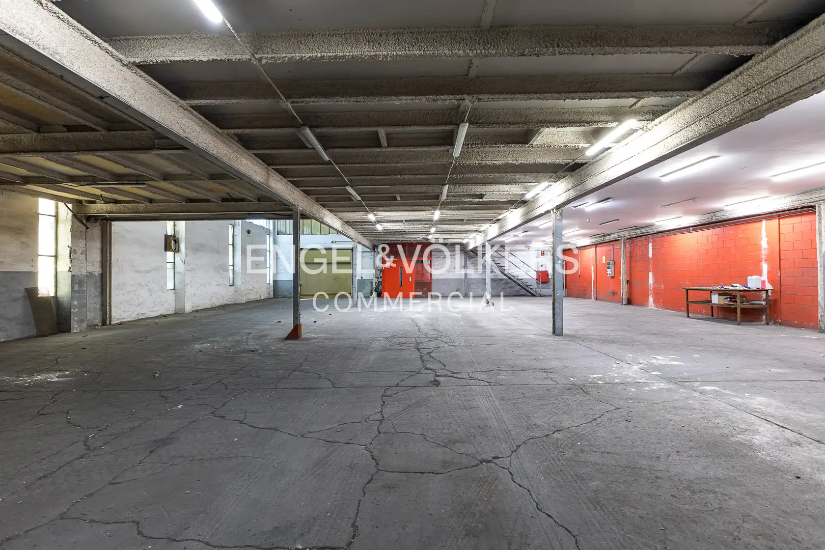 Nau industrial en venda en El Prat de Llobregat