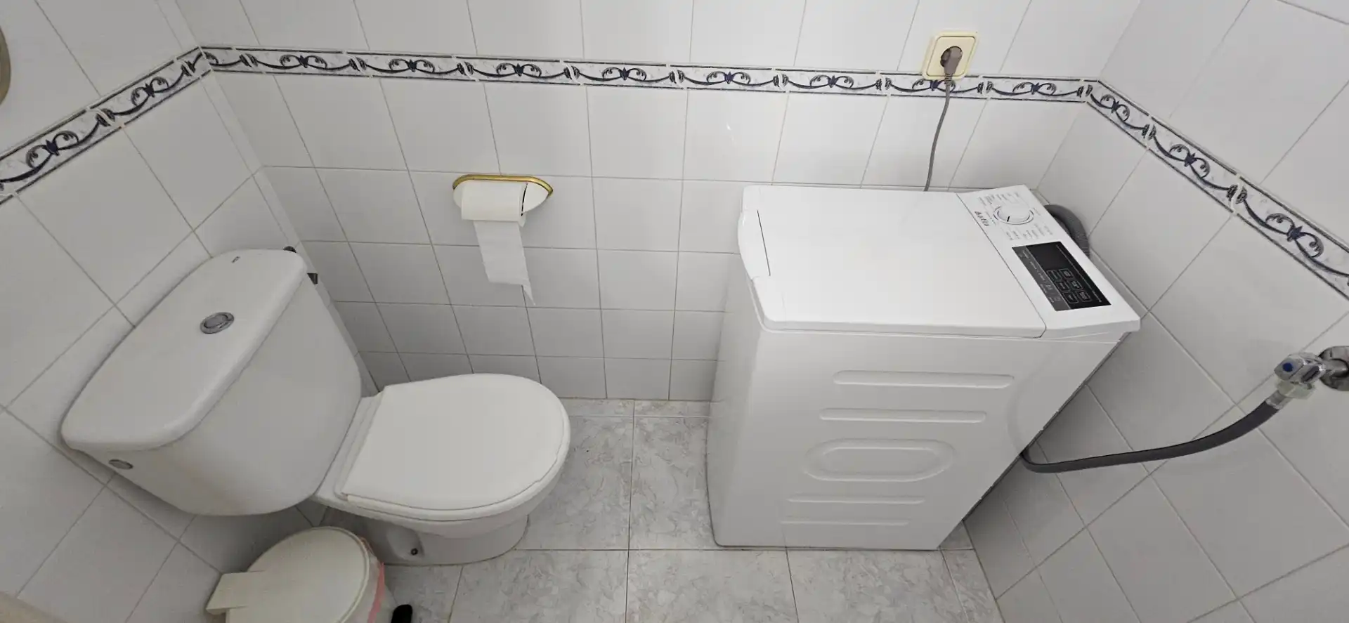 Bathroom of Flat for rent in El Campello  with Air Conditioner, Heating and Furnished