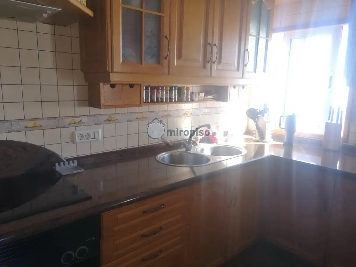 Cuina de Casa o xalet en venda en Villa de Mazo amb Jardí privat, Terrassa i Traster