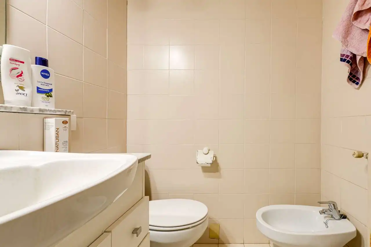 Bathroom of Detached homes for sale in Barcelona  with Air Conditioner, Heating and Terrace