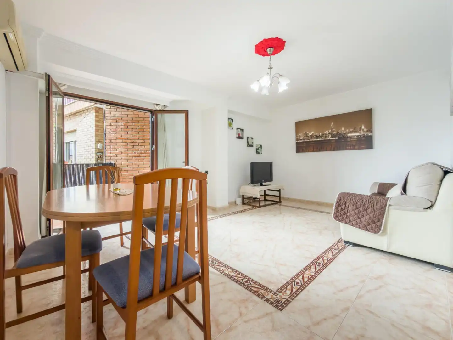 Appartamento con terrazza in vendita a Plaza De Poniente 2, imagen 7