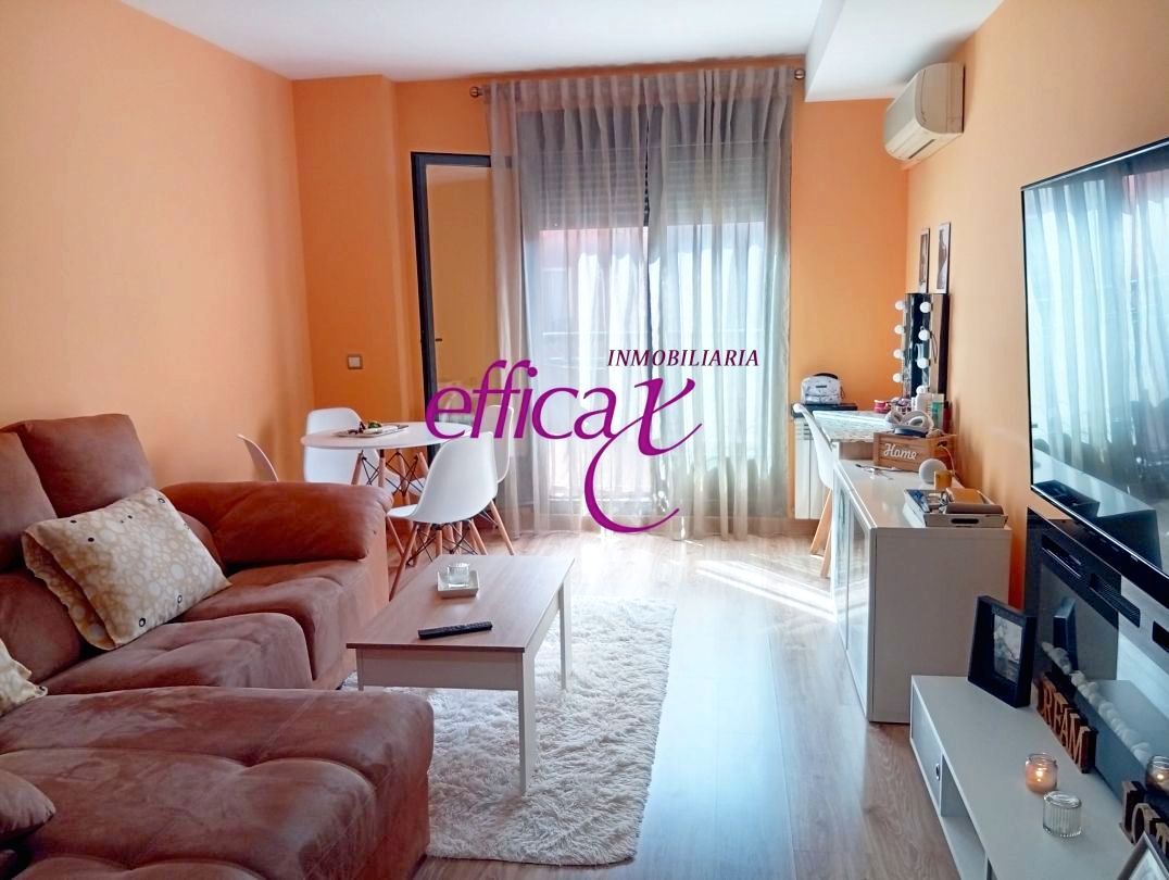 Bedroom of Flat for sale in Torrijos  with Air Conditioner, Heating and Storage room