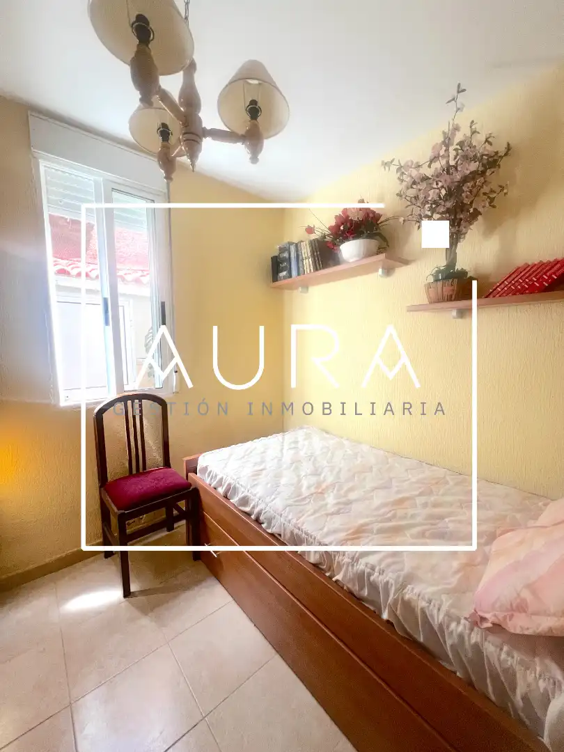 Habitación de Casa adosada en venta en Aljaraque