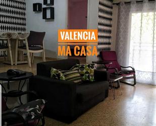 Exterior view of Flat to rent in  Valencia Capital  with Air Conditioner, Heating and Terrace