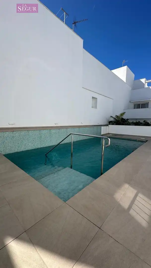 Swimming pool of Ground floor for sale in Conil de la Frontera  with Terrace, Furnished and Community pool