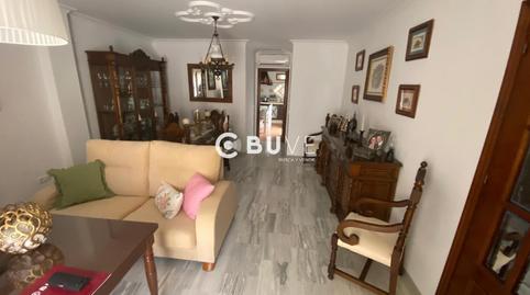 Foto 4 de Casa adosada en venda a Burgos, Centro - Doña Mercedes, Dos Hermanas