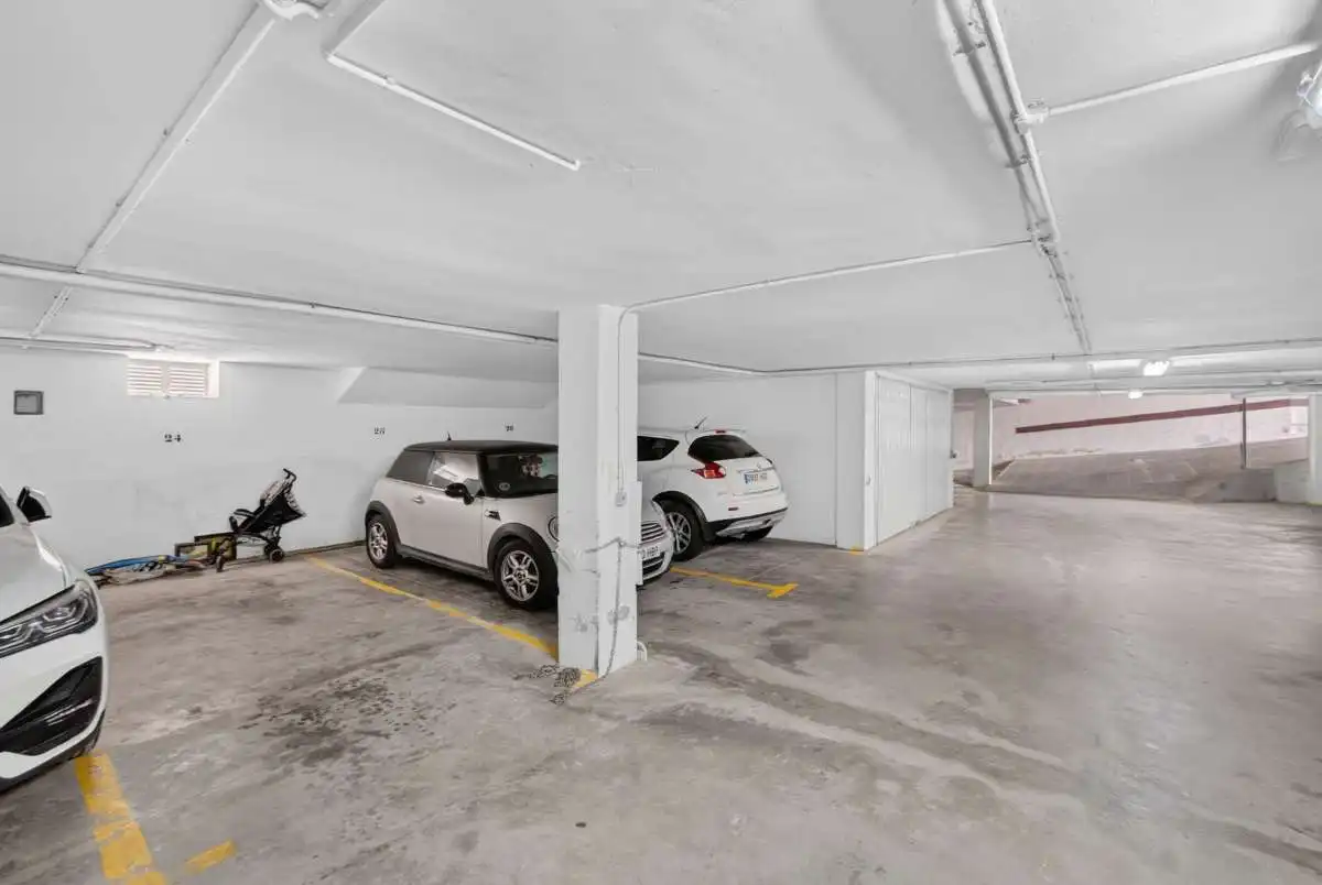 Parking de Ático en venta en San Pedro del Pinatar con Terraza, Trastero y Amueblado