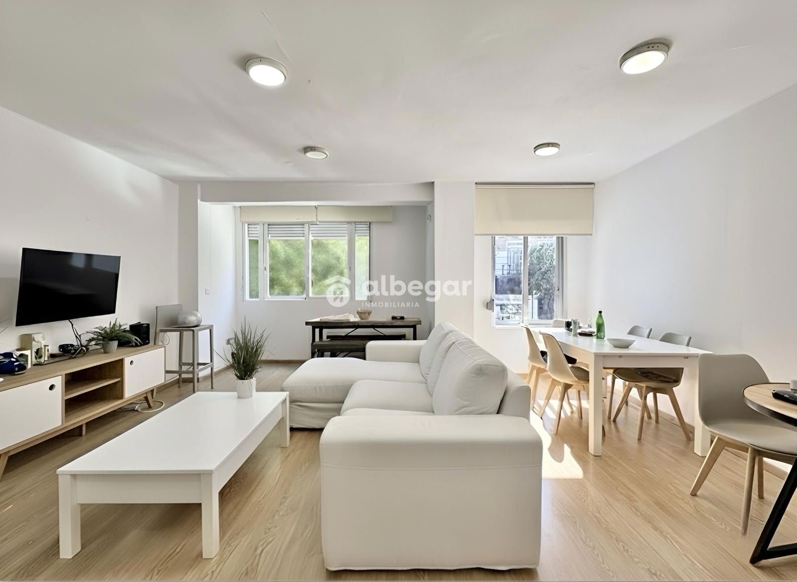 Sala d'estar de Pis en venda en  Valencia Capital amb Aire condicionat