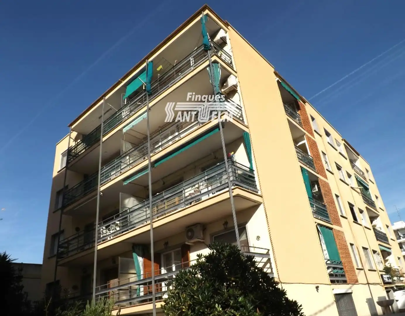 Vista exterior de Pis en venda en Calafell amb Aire condicionat, Calefacció i Terrassa