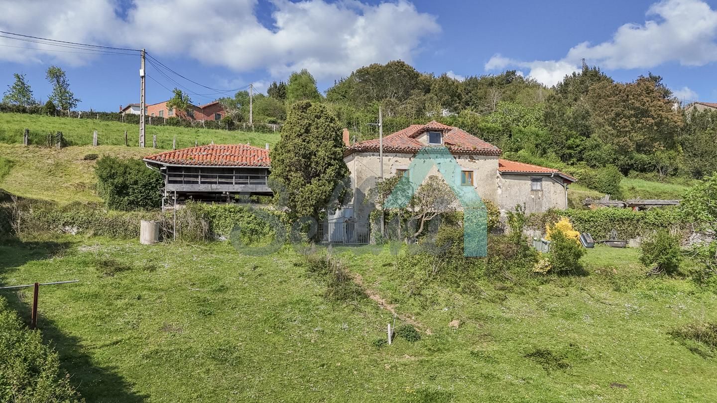 Vista exterior de Casa o xalet en venda en Cudillero amb Jardí privat, Parquet i Terrassa
