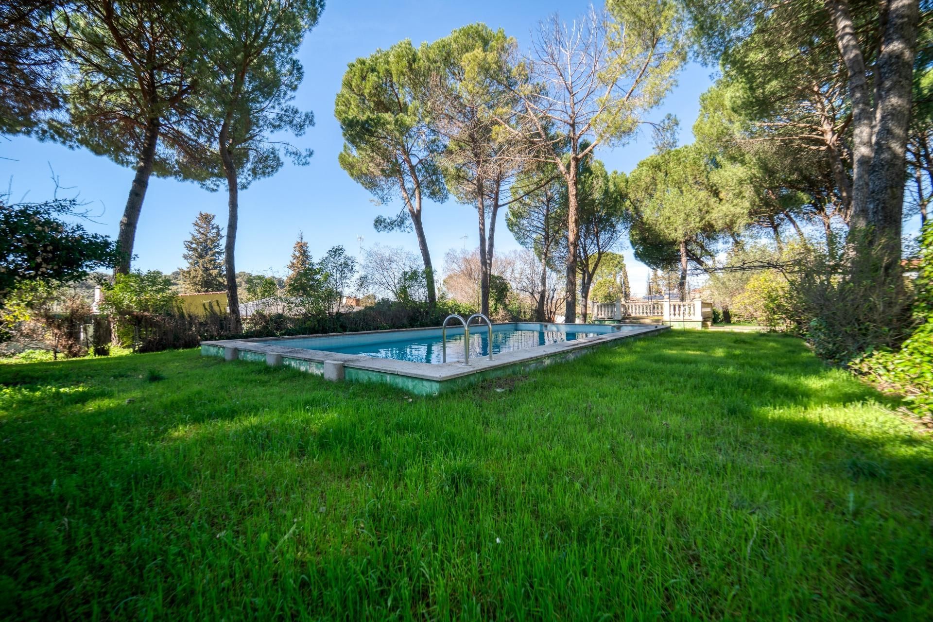 Piscina de Casa adosada en venda en Villamanta amb Calefacció, Jardí privat i Traster